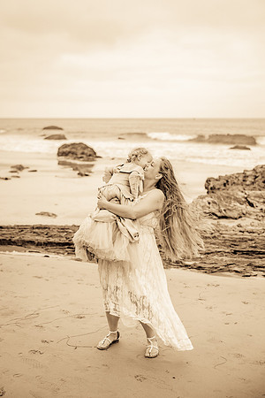 Family Photos Crystal Cove Newport Beach Ca-105