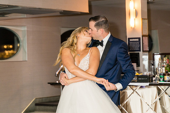Wedding Photos Endless Dreams - City Experiences By Hornblower-726