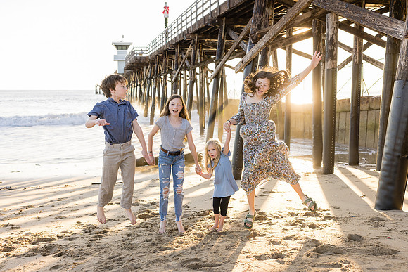 Holiday Photographer Seal Beach-032