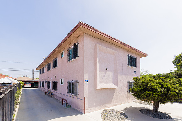 Exterior 1343 W 96th St-011