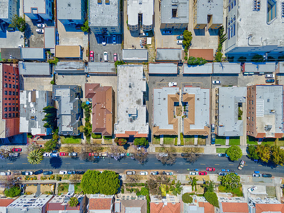 233 S Kenmore-018