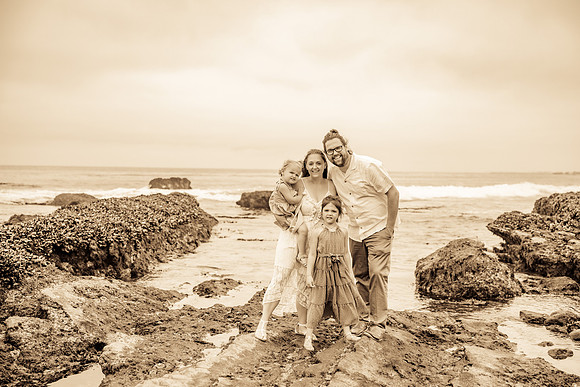 Family Photos Crystal Cove Newport Beach Ca-059