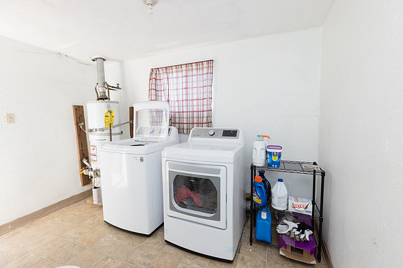 Real Estate Photographer Bellflower 10268 Muroc St-077