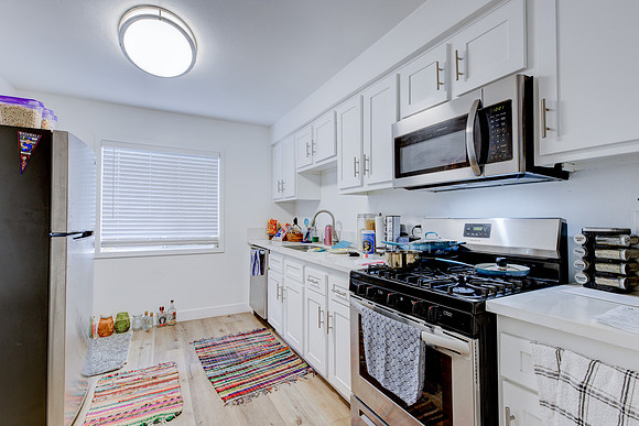 1720 Cerritos Ave-051