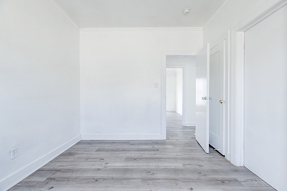 8715 Hooper Interior-023