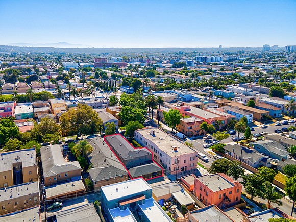 2011 Cedar Ave Long Beach Drone-020