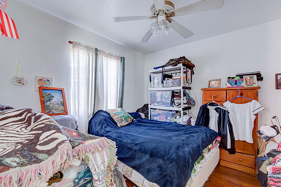 535 W Olive St Inglewood-047