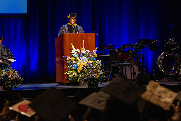 Grad Photographer Long Beach Ca-098
