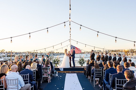 Wedding Photos Endless Dreams - City Experiences By Hornblower-402