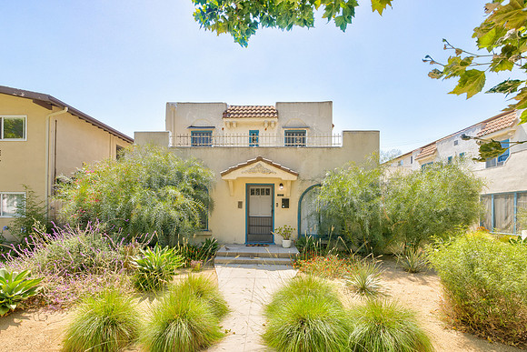617 N Sycamore Ave-003