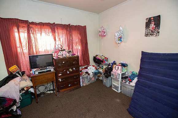 532 S Flower St-124