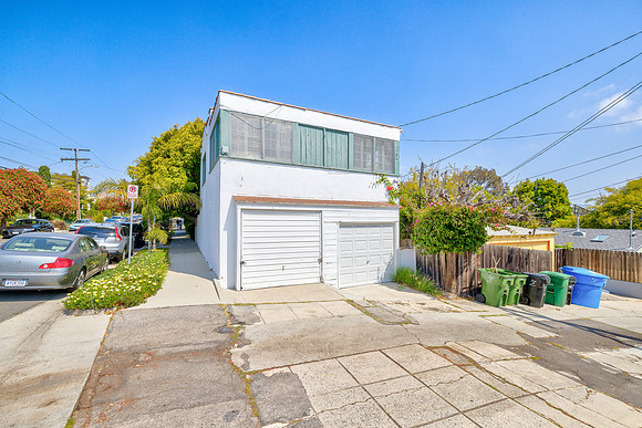 2639 Highland Ave Santa Monica Exterior-009