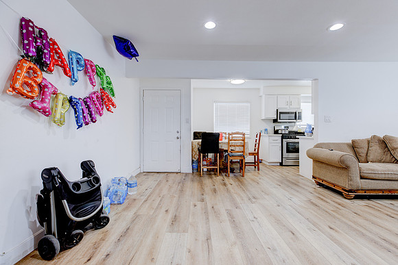 1720 Cerritos Ave-028