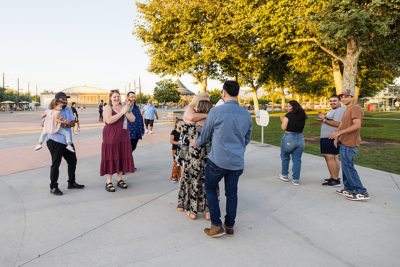 Engagement Photos - Great Park Balloon Ride Irvine Ca-054