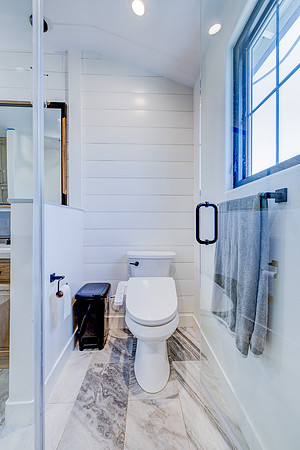 Interior 1852 6th St-91