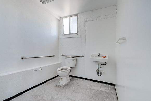 4333 W 147th Interior-13