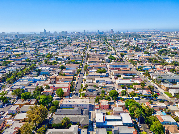 2011 Cedar Ave Long Beach Drone-030
