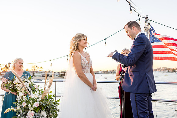 Wedding Photos Endless Dreams - City Experiences By Hornblower-439