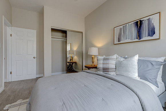 229 Columbia Pl-031