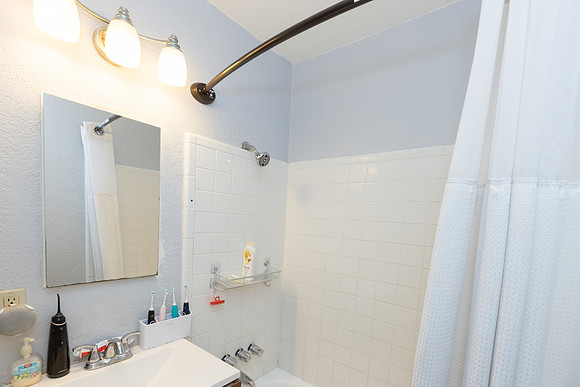 Real Estate Photographer Bellflower 10268 Muroc St-055