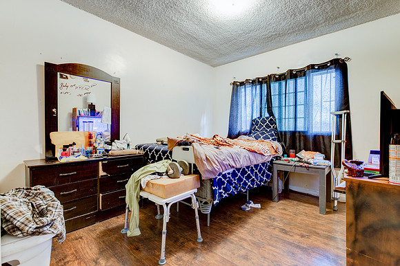 1343 W 96th St-022