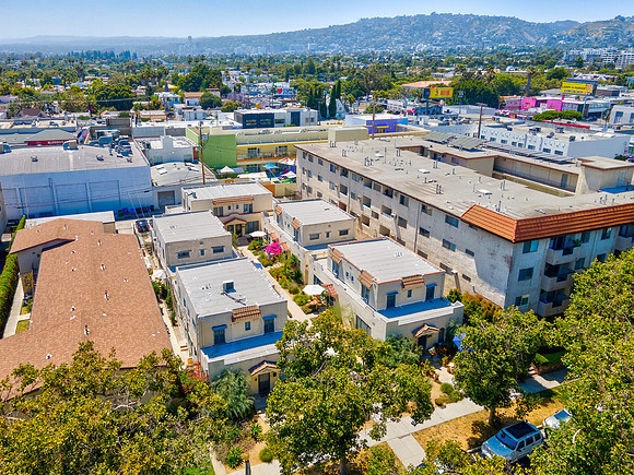 617 N Sycamore Ave Drone-007