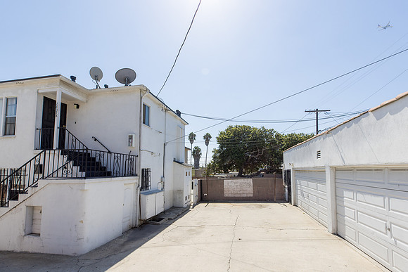 7835 S Normandie Ave- Exterior-011