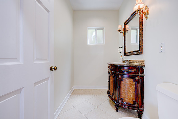 12219 Darlington Ave-Interior-034
