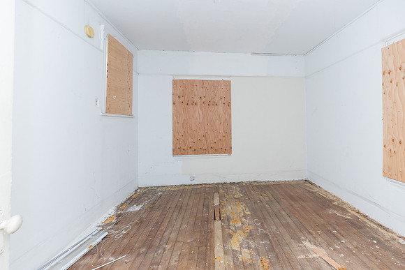 1444 W 22nd St-017