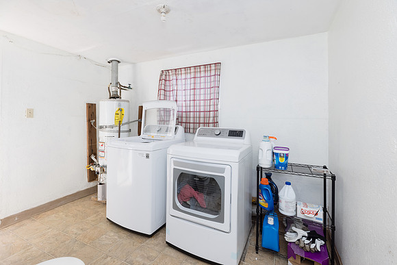Real Estate Photographer Bellflower 10268 Muroc St-076