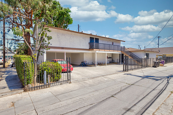 1126 E Arcaida Ct Long Beach Exterior-001