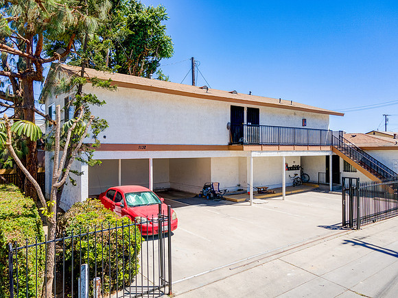 1126 E Arcaida Ct Long Beach Drone-020