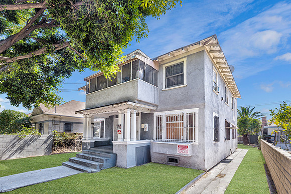 1444 W 22nd st front 4