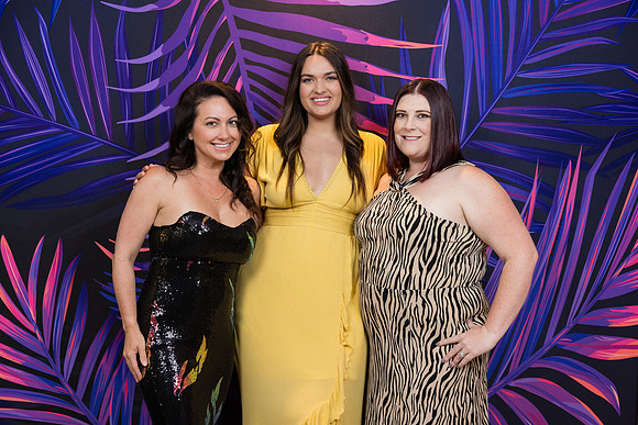 The VEA Newport Beach - DMK Step and Repeat-020