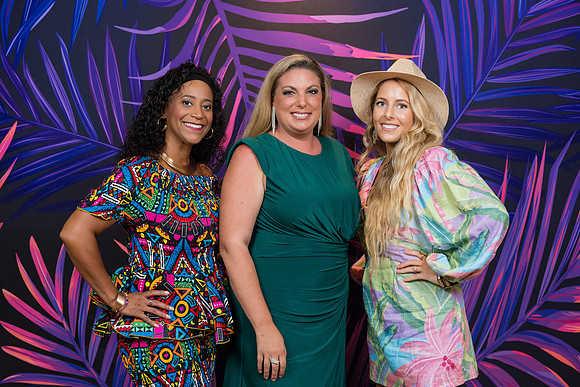 The VEA Newport Beach - DMK Step and Repeat-051