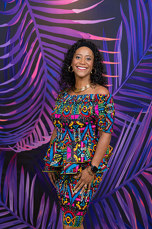 The VEA Newport Beach - DMK Step and Repeat-055