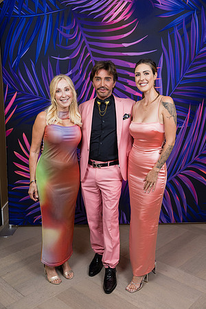 The VEA Newport Beach - DMK Step and Repeat-123