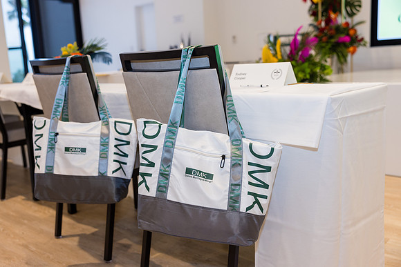 The VEA Newport Beach - DMK Step and Repeat-070