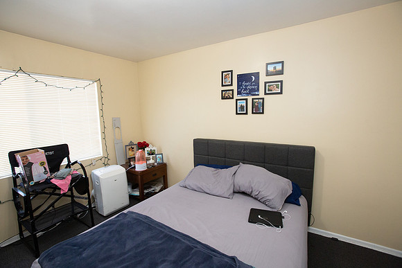 532 S Flower St-78