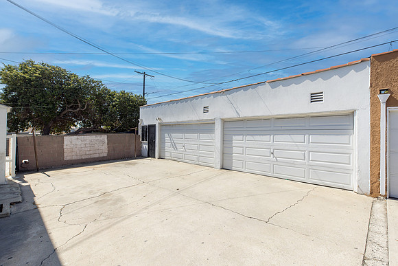 7835 S Normandie Ave- Exterior-012