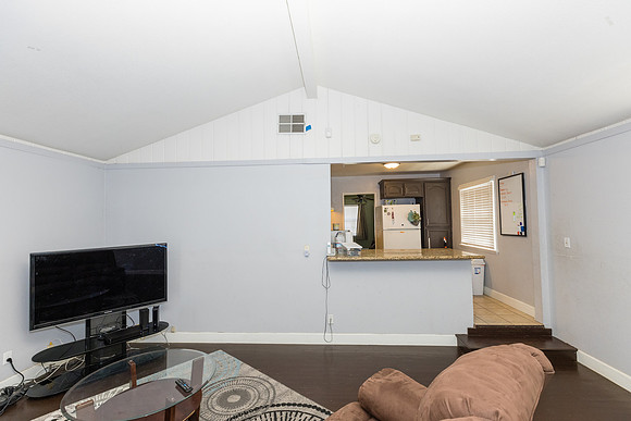 Real Estate Photographer Bellflower 10268 Muroc St-019