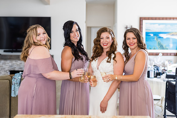 Icon Yacht Wedding Photos City Experiences Hornblower-113