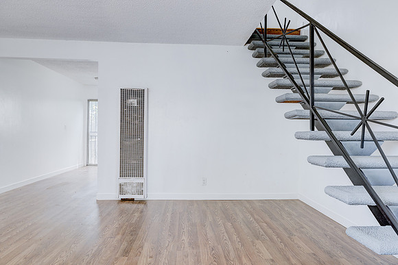 1350 W 88th St Interior-002