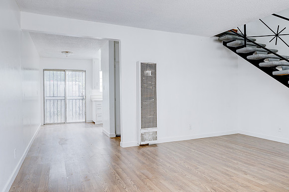 1350 W 88th St Interior-004