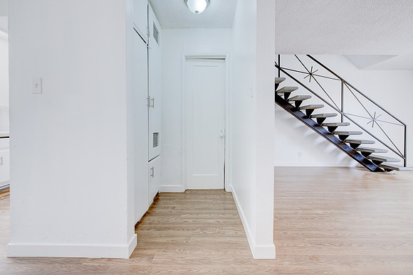 1350 W 88th St Interior-008
