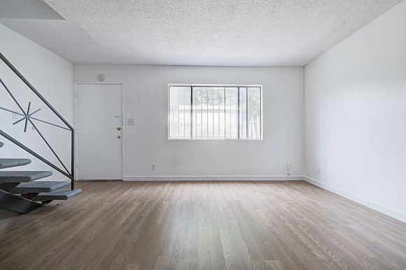 1350 W 88th St Interior-010