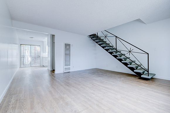 1350 W 88th St Interior-029