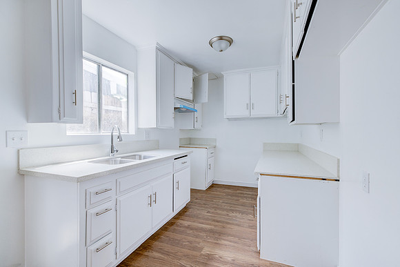 1350 W 88th St Interior-031
