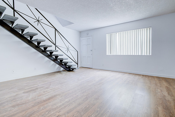 1350 W 88th St Interior-042