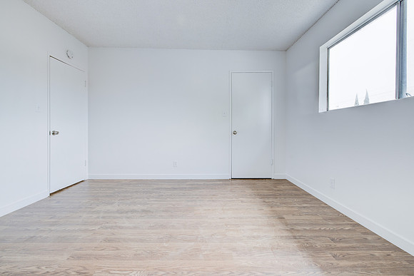 1350 W 88th St Interior-061